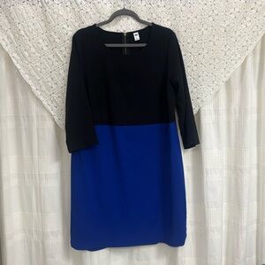 Old Navy Black and Blue Color Block Curved Hem Women’s Dress
